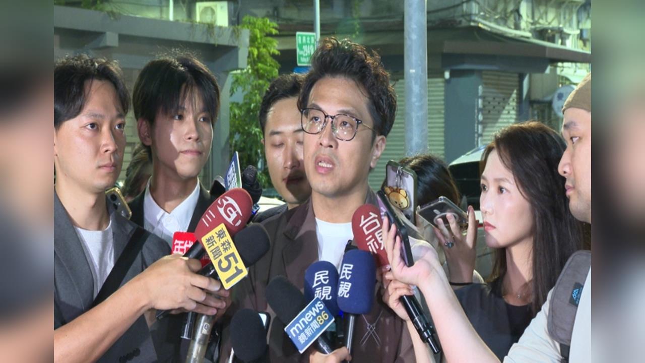 求學期間黑料頻遭藍營攻擊 港媒緊咬父賺紅錢!沈:舊飯冷炒