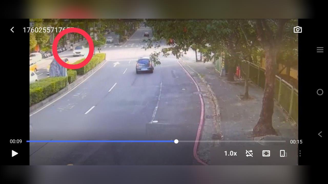 機車女「遭狂射」汁液濺一身!怒曬照「咬死是BB彈」警追真相超傻眼