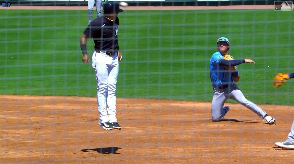 MLB(影)／光芒戰老虎守備妙事多　奇怪雙殺外連鳥也要來參一腳