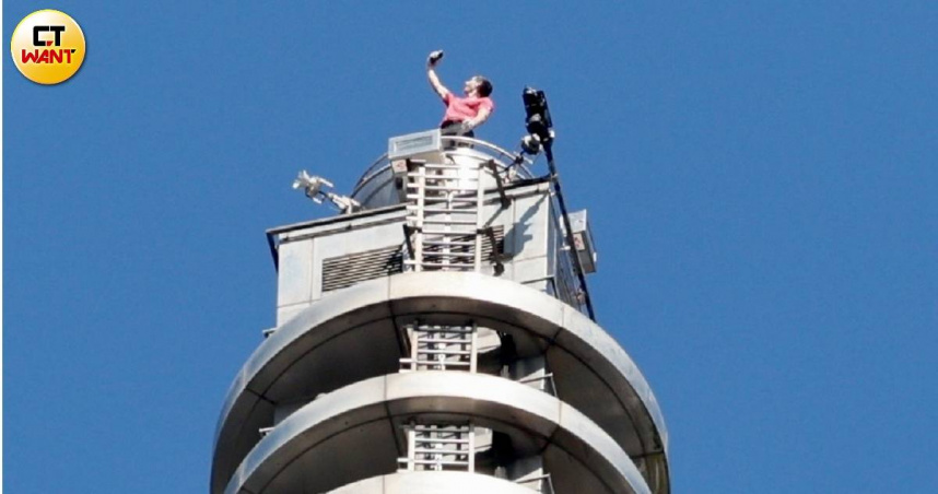 霍諾德成功完成攀登101挑戰　賴清德：過程真的很緊張