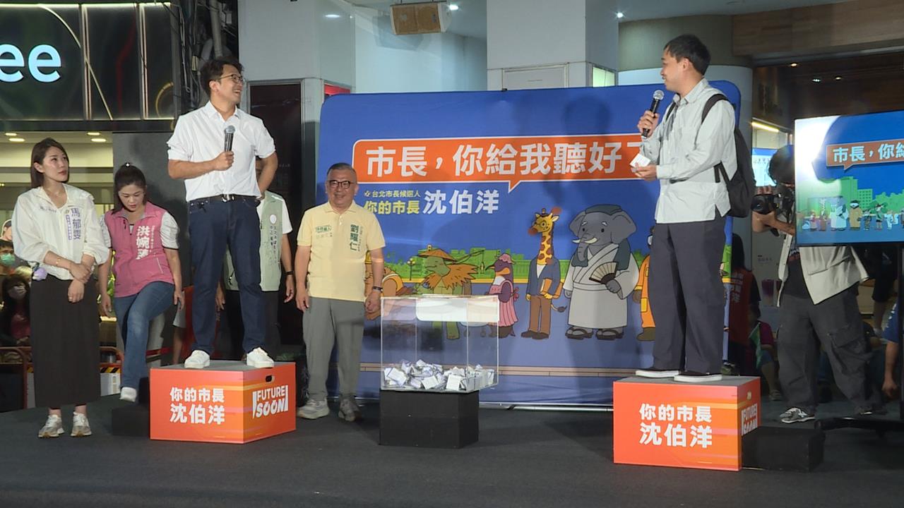 沈伯洋快閃西門町肥皂箱開講！從電扶梯走上來超驚喜、人潮擠爆捷運站口