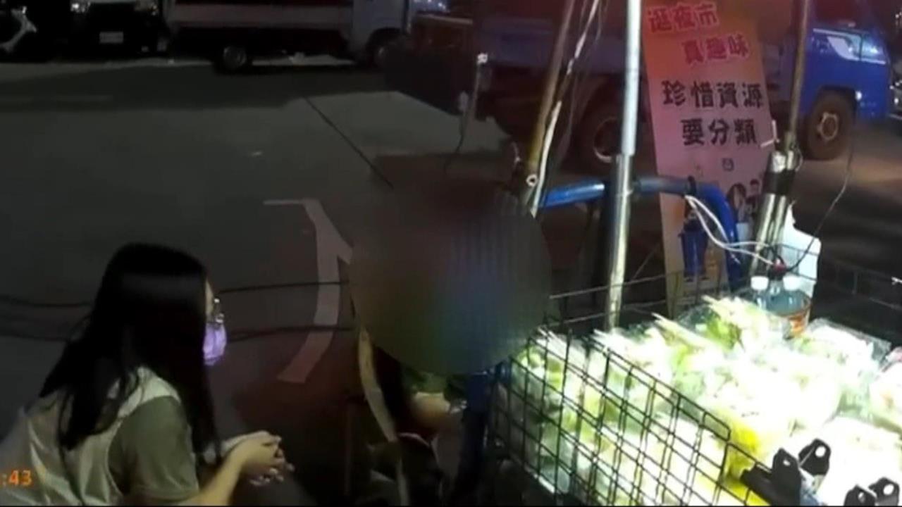 屏東男童「獨推車夜市賣芭樂」　社會處擬開罰家長