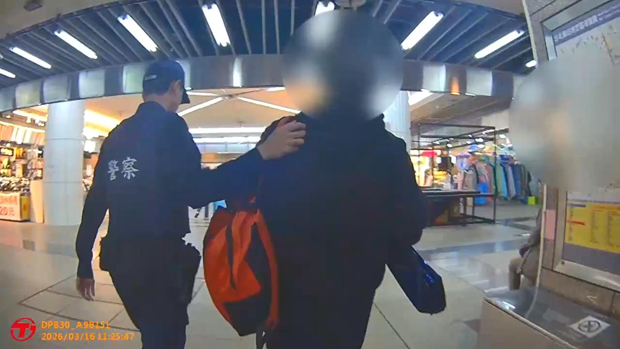 快新聞/台北車站縱火!廁所外驚見「燃燒灰燼」 鬼祟男地下街遭逮