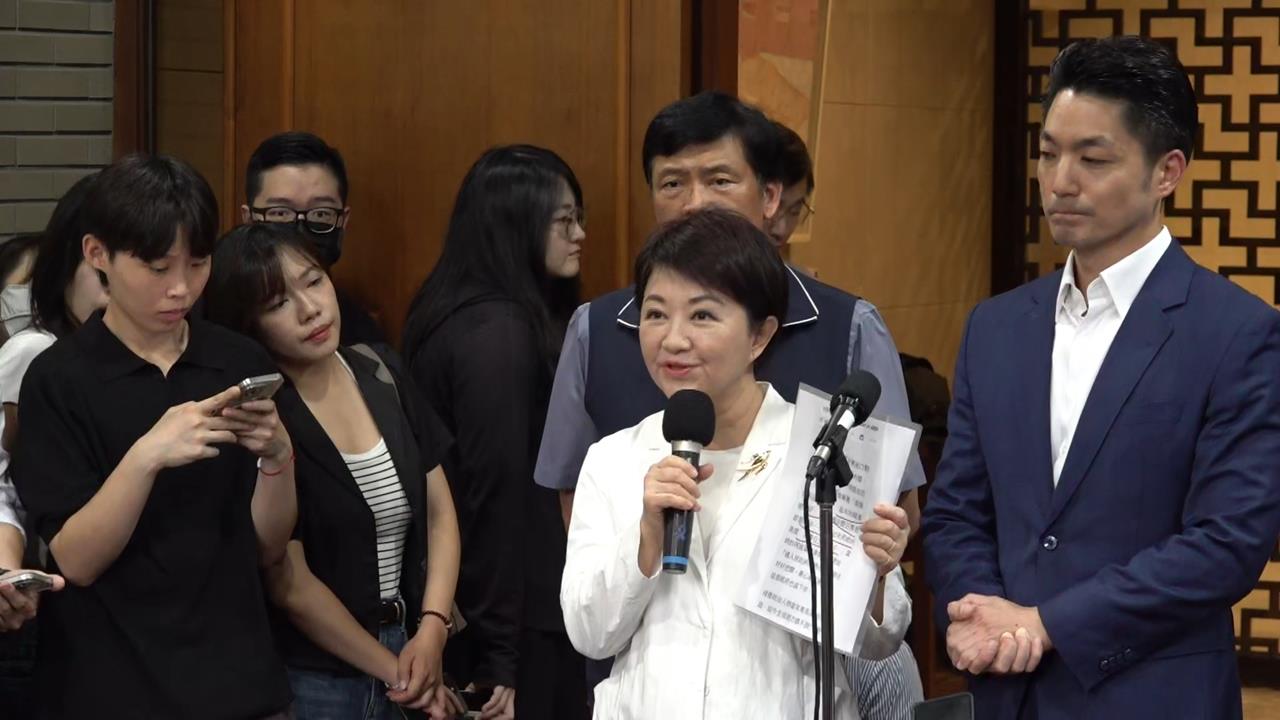 赴行政院開食安法修法會議　盧秀燕再度迴避「8年0驗苯駢芘」