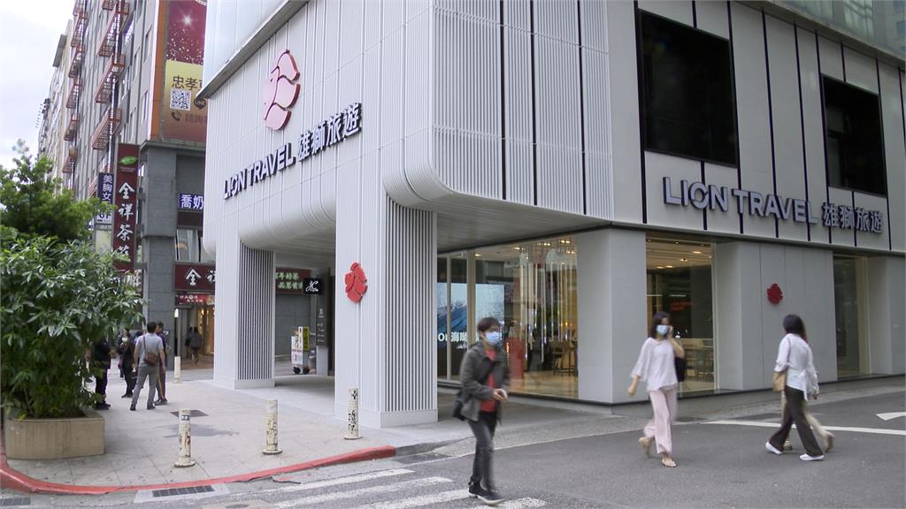 禮客outlet董座打敗劉媽媽!雄獅揮別三角窗店面 改租名錶店面 100萬租金變250萬  