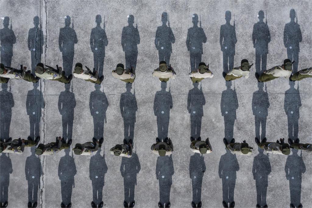 獨家／九三軍人節前夕傳憾事　一名海軍下士家中尋短身亡