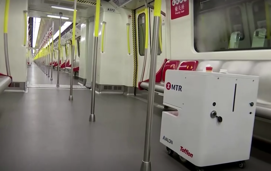 港鐵再升級　防疫機器人雙氧水噴車廂