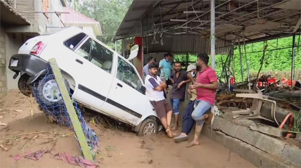 印度南部暴雨侵襲 惡水吞屋26人死亡