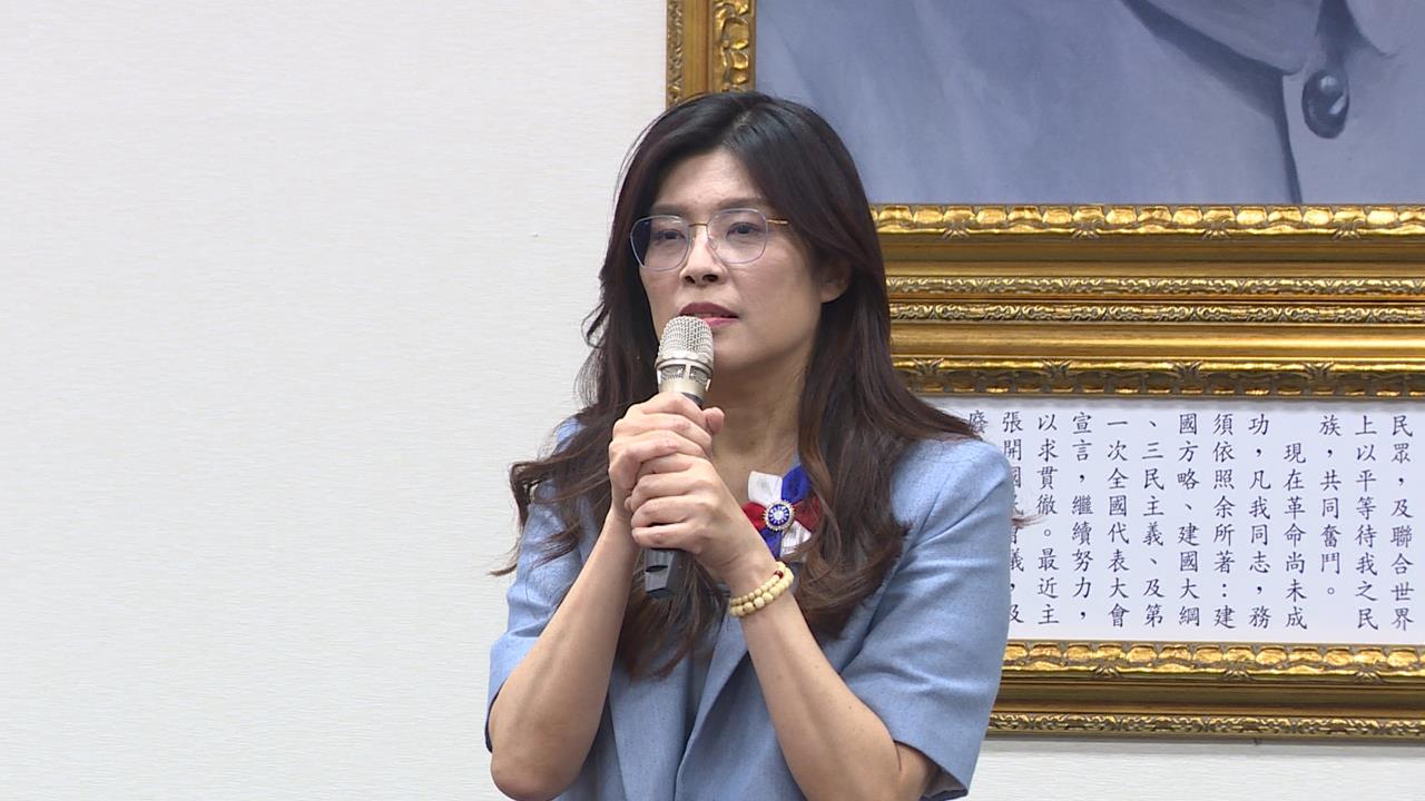 國民黨史上第二位女黨魁 鄭麗文大勝郝龍斌近2萬票