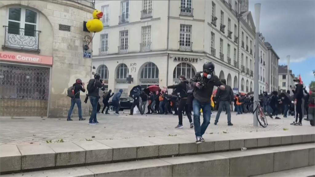 勞動節再度罷工抗議年改　法國萬名警力戒備
