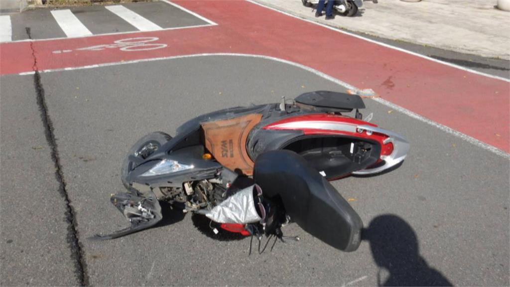 桃園死亡車禍！　婦人騎車斑馬線迴轉遭撞噴飛