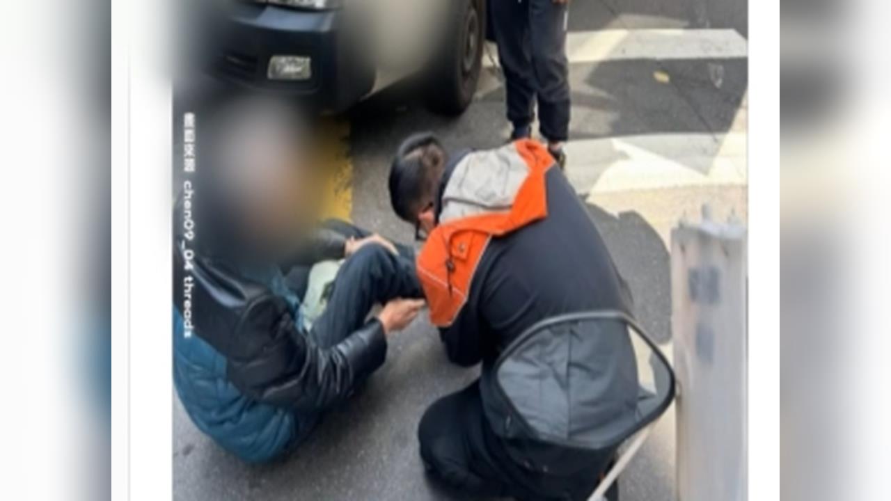 撞到人火氣這麼大？　目擊民眾稱聽到駕駛罵老翁「沒看路」