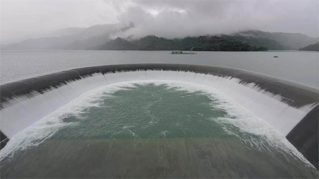 卡努颱風尾帶來豐沛雨量　曾文水庫蓄水率突破5成