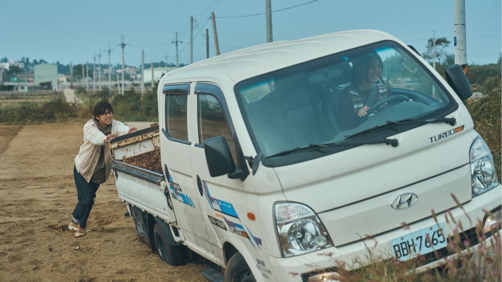 郭雪芙、陳柏霖駕駛出事！「車卡田裡」超驚險 意外過程曝光了