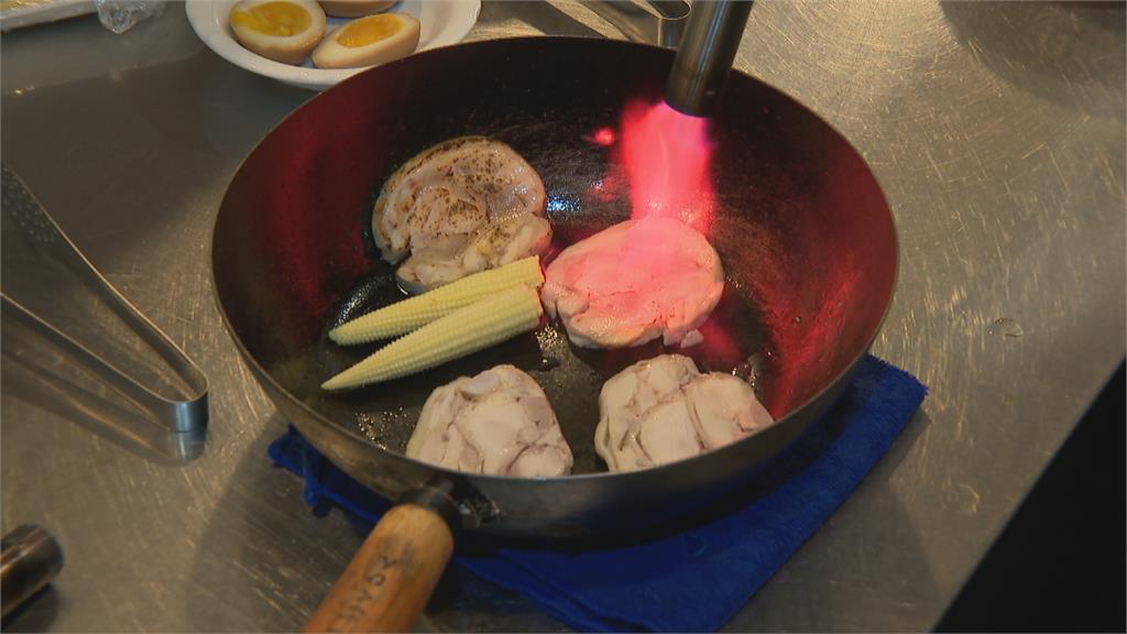 雞白湯拉麵加「燕麥奶」　綿密口感就像喝卡布奇諾