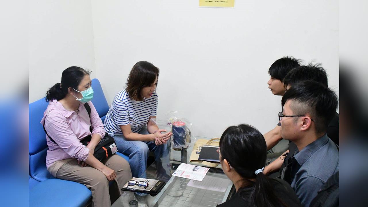 快新聞／慰問受害者家屬！柯志恩喊重大毒駕納鞭刑公投　交通部速提3點回應