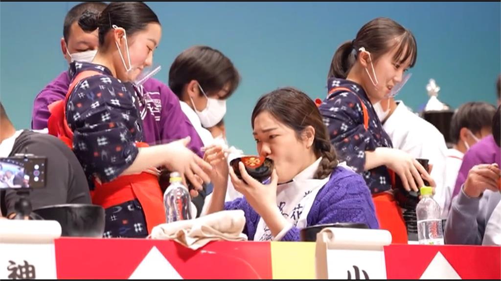 岩手縣「速吃蕎麥麵大胃王」比賽　台灣女大生初登板勇奪亞軍