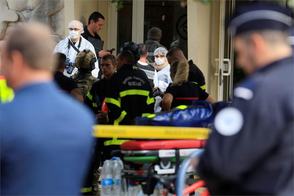 快新聞／法國高中驚傳持刀攻擊1死2傷　兇手現場高喊「真主至大」