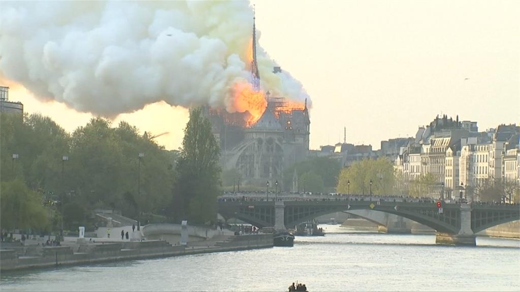 法國聖母院大火熔出300噸鉛 古蹟恐淪有毒廢墟