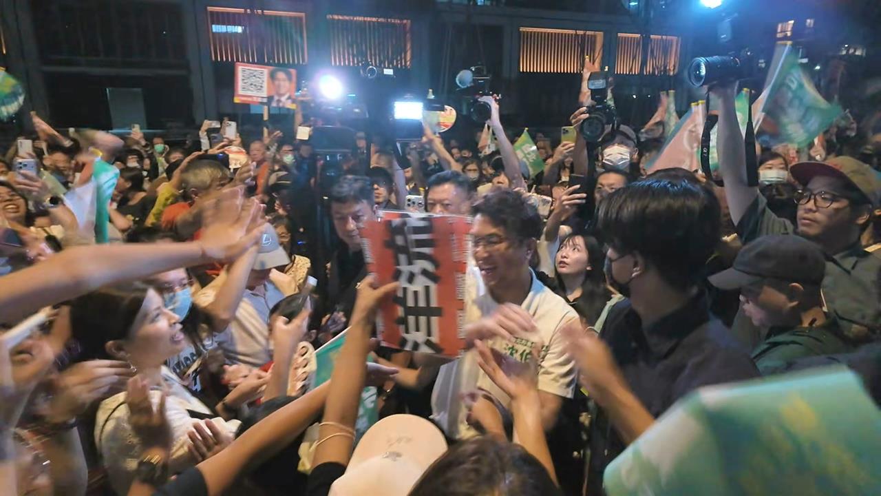 掃街掀「洋流」被酸假象！　沈伯洋競辦：藍營迴避面對、感到惋惜