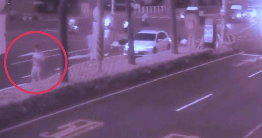 通緝犯撞倒女騎士竟淡定落跑！下車看兩眼就閃人　警方全力追緝中