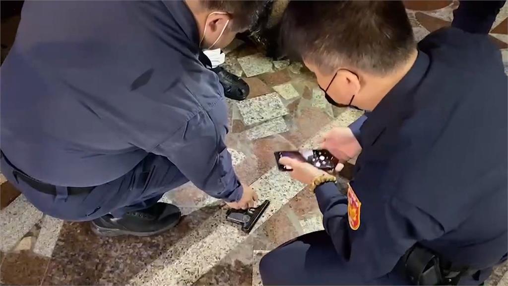 男子經營「地下兵工廠」　警方圍捕起獲三把改造手槍