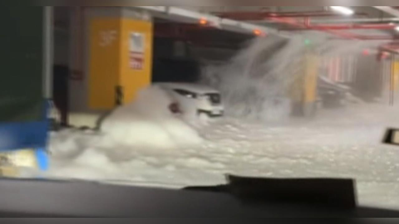 台南停車場管線破裂泡沫淹車　專家：消防泡沫恐傷害烤漆
