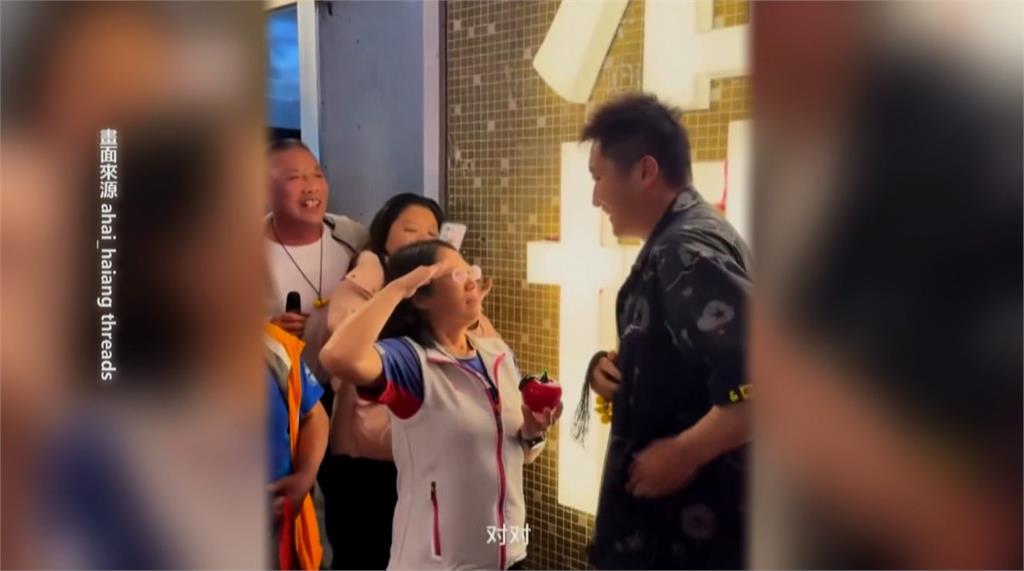 曾嗆市民討打惹議！基無黨籍議員呂美玲　再爆向中國退伍解放軍人敬禮