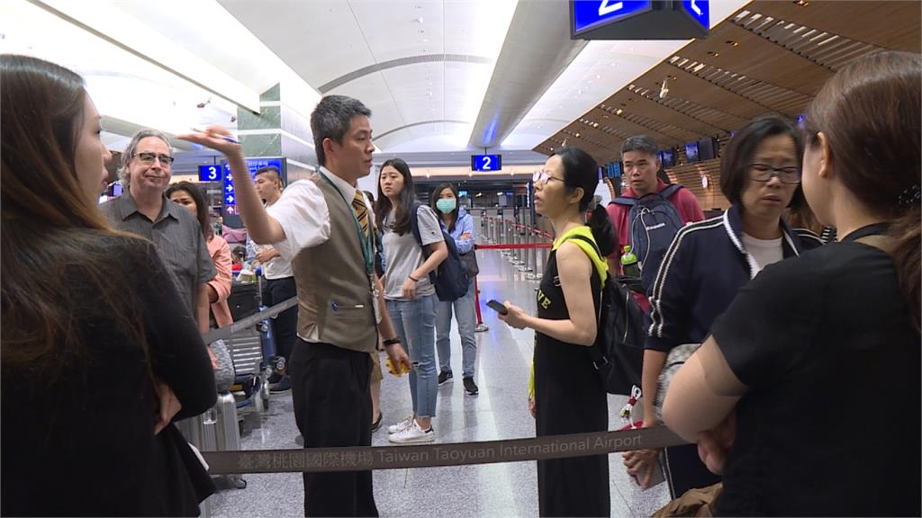 飛香港航班全部取消！旅客與地勤破口大罵