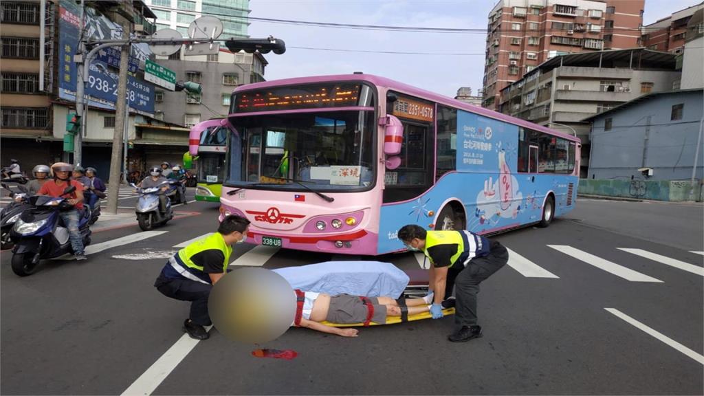 新店死亡車禍！公車視線死角 老翁遭撞不治