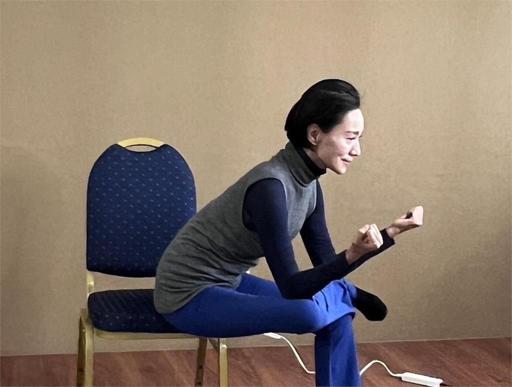 坣娜驚傳病逝  「大把掉髮」是紅斑性狼瘡警訊!平均少活20年