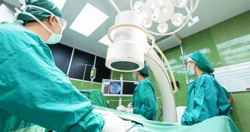 4歲女童結核性腦膜炎昏迷10天亡　「鼻孔爬出蟲」體內竟有1kg蛔蟲