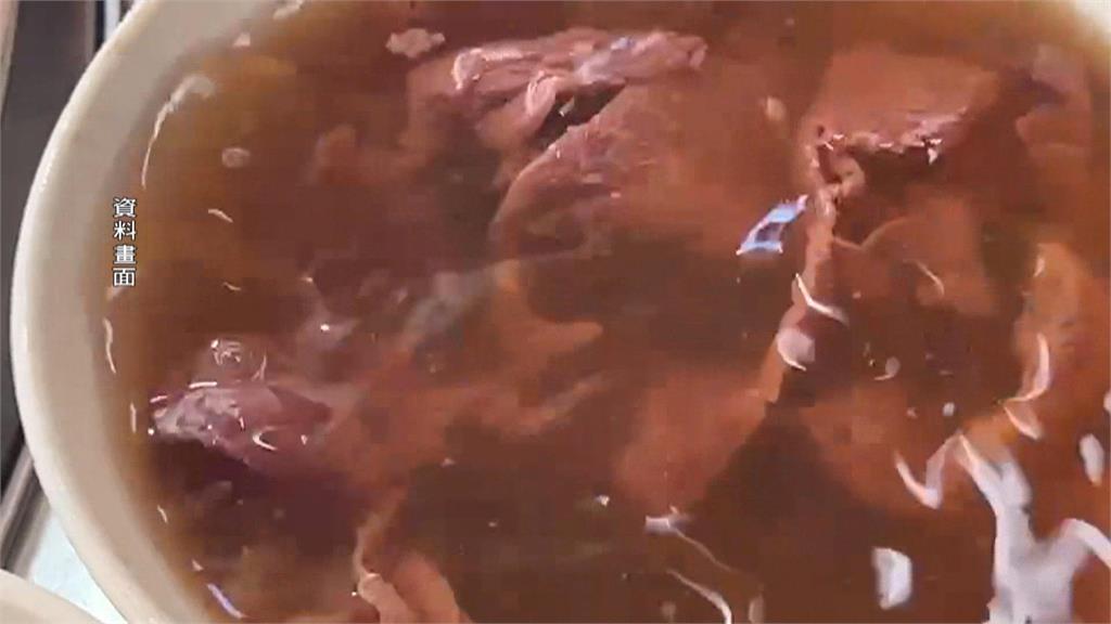 康樂街牛肉湯收2名學徒傳承美味  月子調理餐飯店主廚不藏私