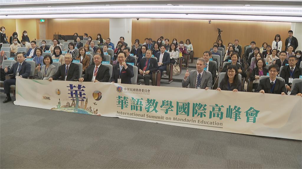 視訊台商談公投挨批　童振源：符合行政中立