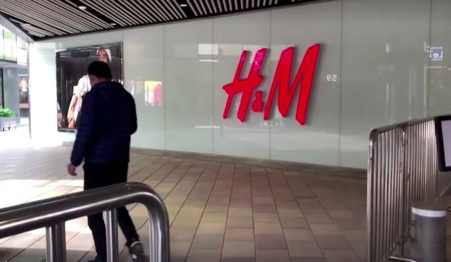 快新聞／新疆棉爭議！ H&M遭中國抵制 美媒：北京宣傳機關煽風點火