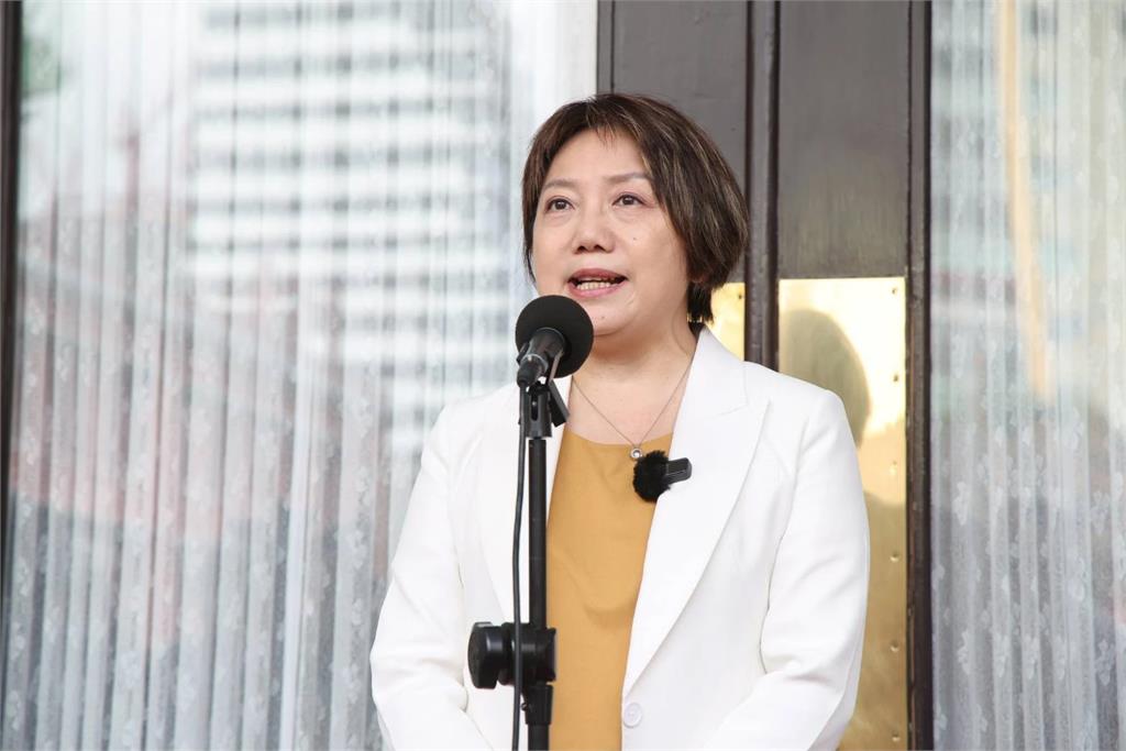 中國「有條件」放行花蓮文旦進口　范雲批農產品統戰武器化