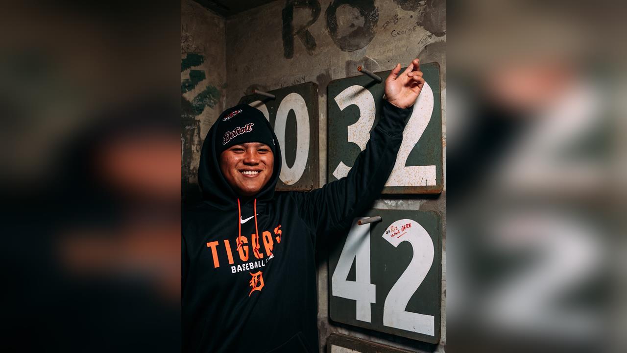 MLB(影)／高度重視台灣市場！李灝宇芬威球場留名老虎繁體中文全記錄