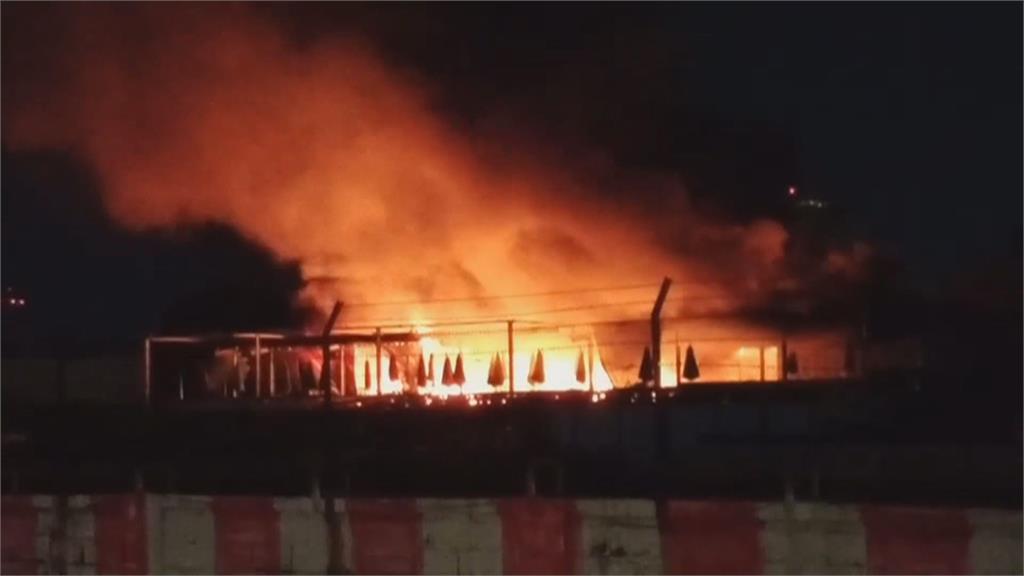 高雄機場景觀餐廳暗夜火災　警消灌救幸無人傷