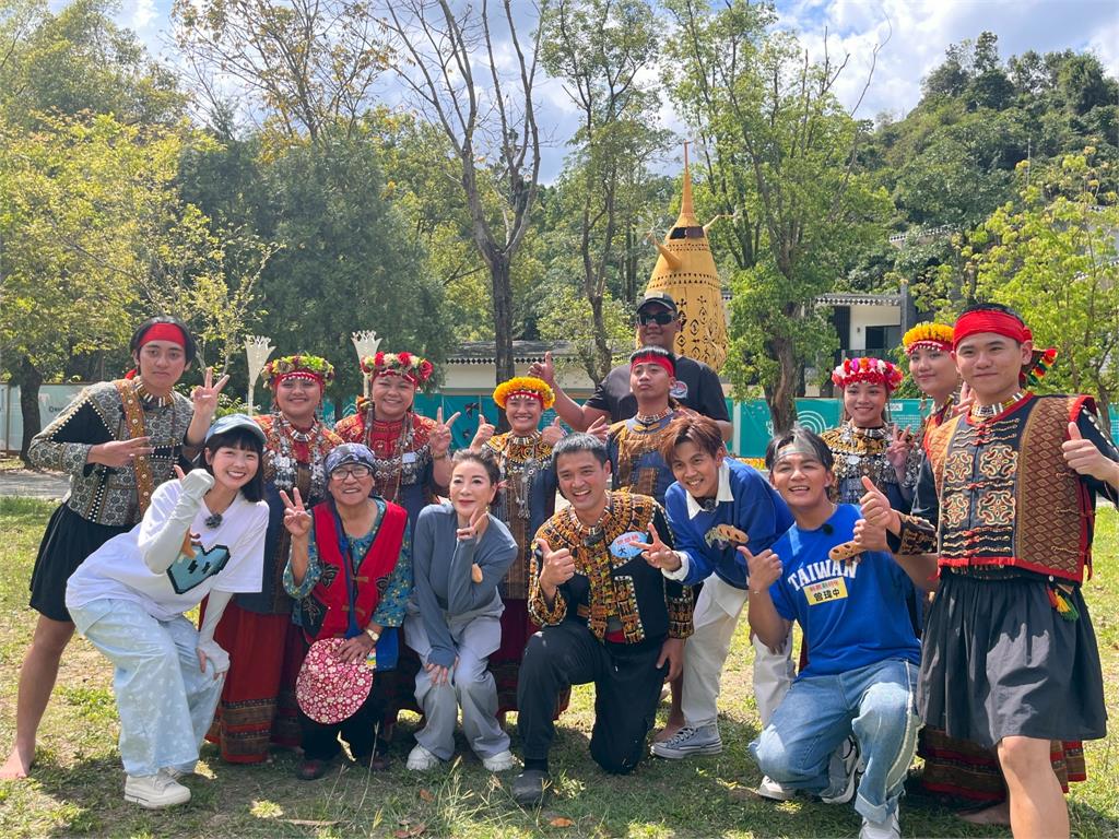 《綜藝新時代》亂翻譯母語、變魔術NG!原民職人太搞笑阿翔快招架不住