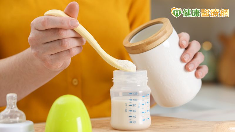 法嬰兒奶粉原料疑染「仙人掌桿菌」　食藥署：1批號預防性下架近3萬罐