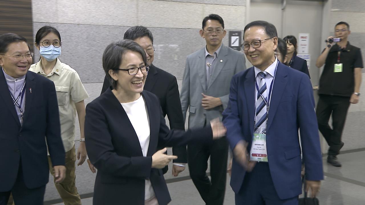 YouTuber評比政壇英文能力排行　蕭美琴S級　賴總統竟與她同級