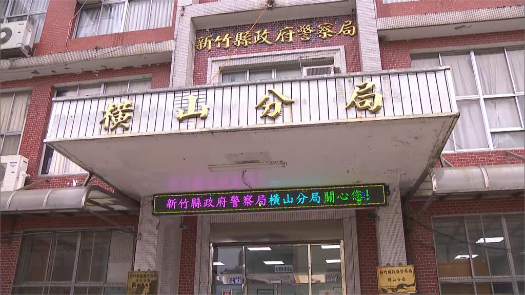 跨年夜警追嫌犯開了九槍　民眾以為放鞭炮　警方竟逮到自己人