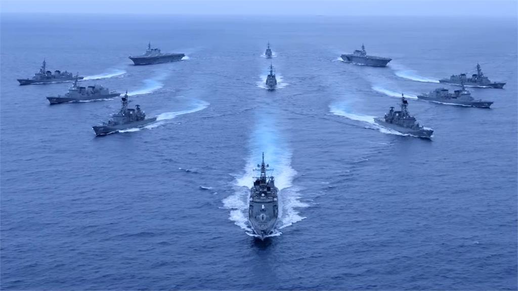 日方劍指中國！　海上自衛隊護衛艦艇首次獨自穿過台海