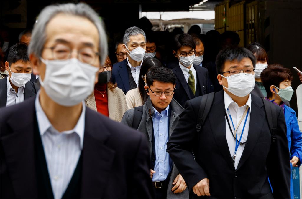 赴日旅遊注意! 日本流感、新冠病例大增