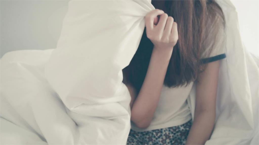 人妻床技切磋「阿公級同事」激戰224次！竹科工程師「悲情幫養子」超綠結局曝