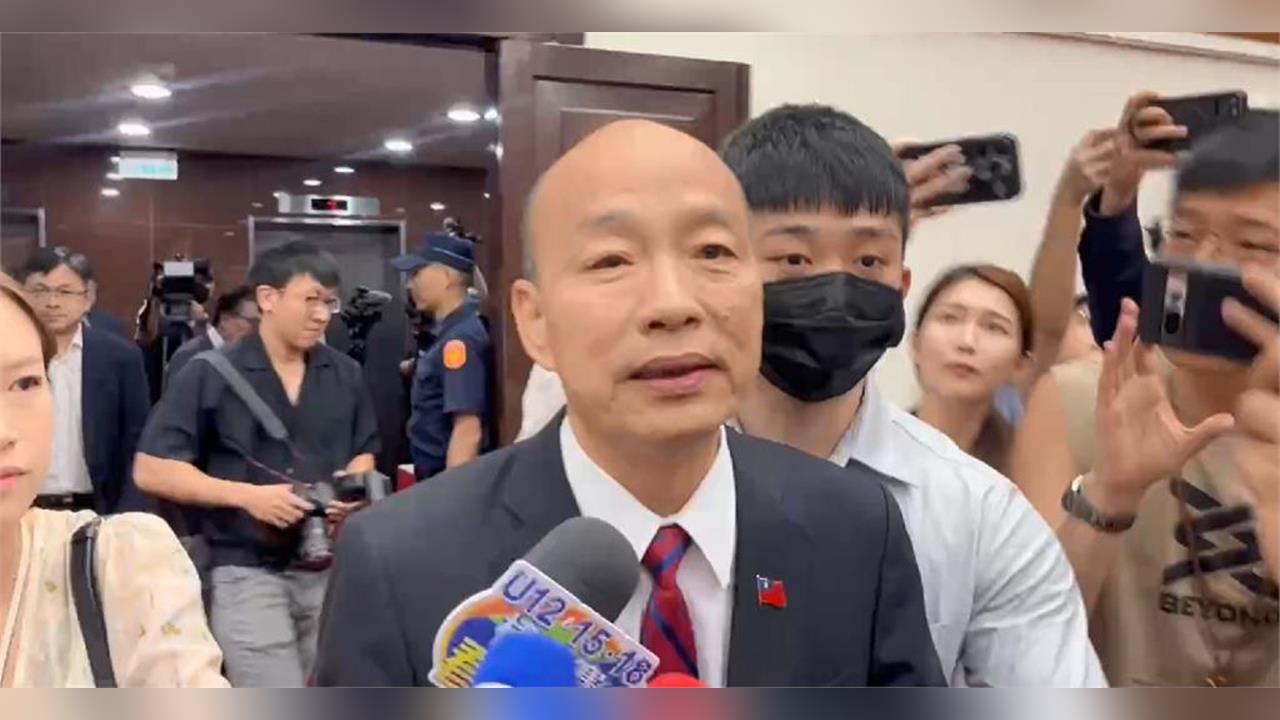 快新聞/見沈伯洋遭通緝竟嘲諷「自己生病」!綠委怒:國民黨才該吃補腦藥