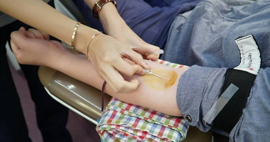 男子捐血57次獲免費逛風景區榮譽卡　申請入場遭拒氣到提告