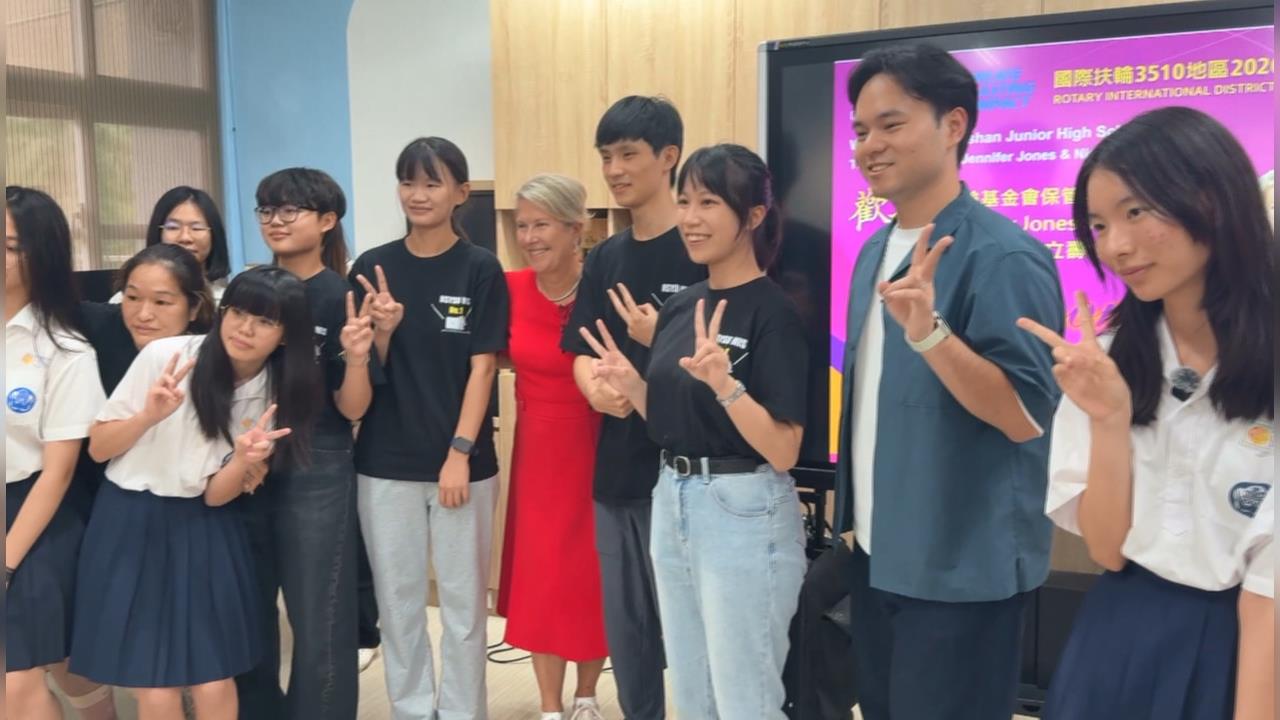 高雄扶輪社再生電腦捐偏鄉、送非洲 國際扶輪基金會親訪肯定善舉