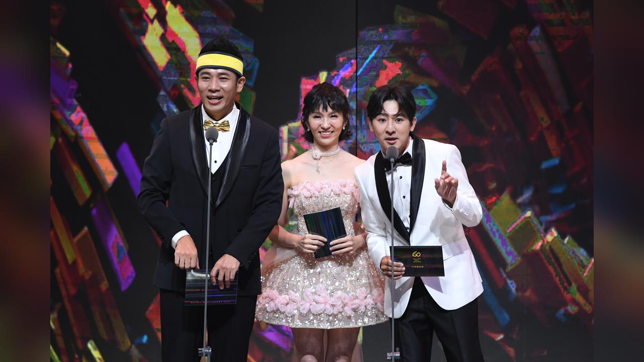 金鐘60/兒童節目主持人合體!51歲香蕉哥哥「不老容顏」震撼網:又偷吃小孩?