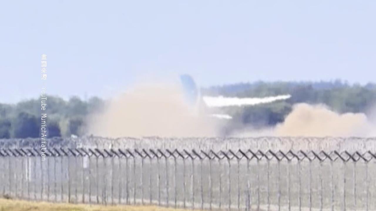 越南航空和死神擦身而過今平安落地　乘客心有餘悸：很多人在哭